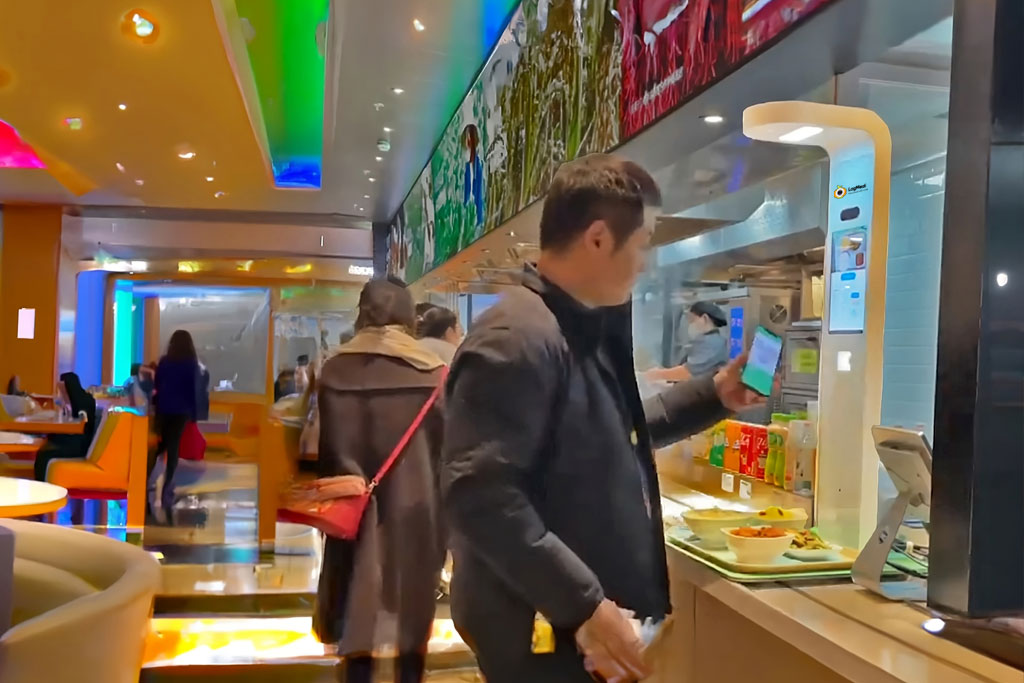 LogMeal-Kiosk: autopago en restaurantes de autoservicio